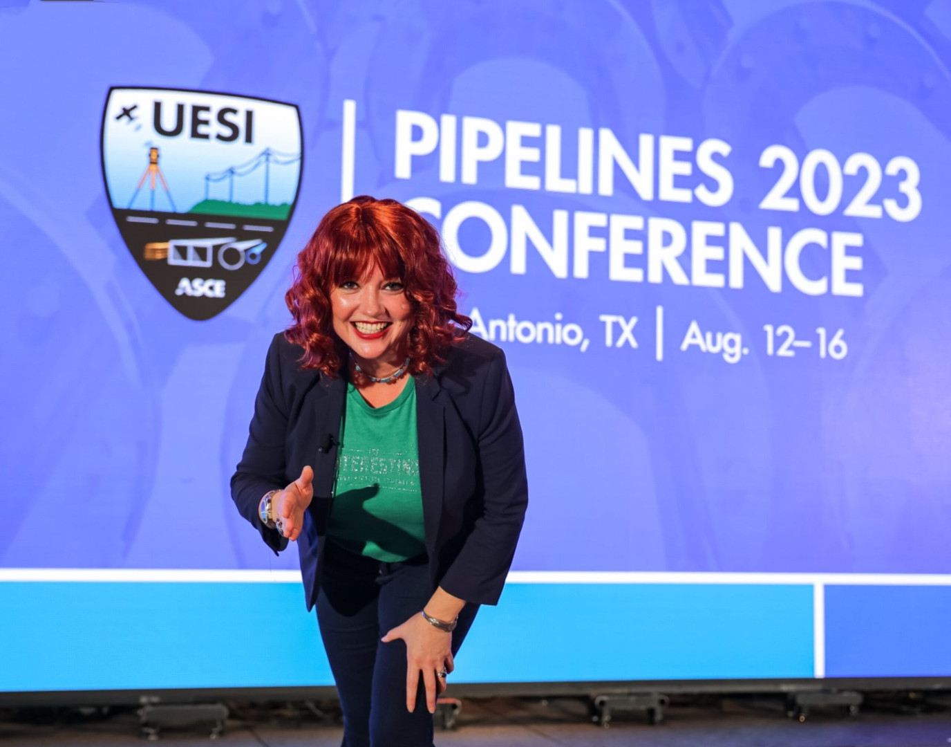 Professional keynote speaker and game show host, Deedre Daniel, at the Pipelines 2023 conference.